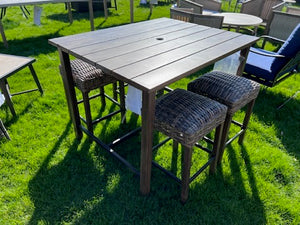 Bar Table + 4 Wicker Stools