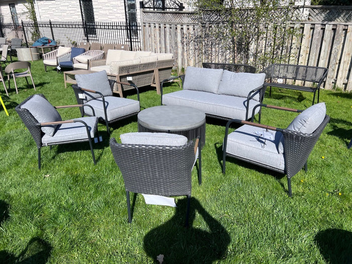 6 Piece Conversation Set w/Grey Cushions