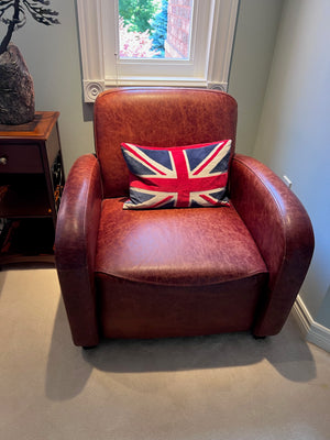 2 Brown Leather Club Chairs from 'Kuka Home'