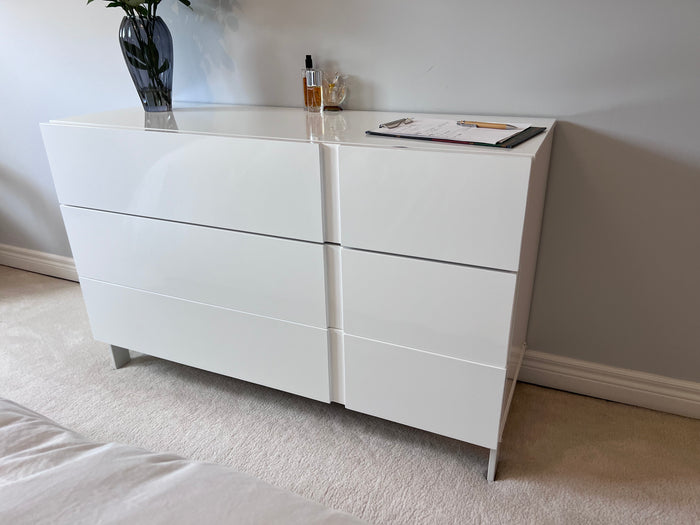 Structube Villa Dresser