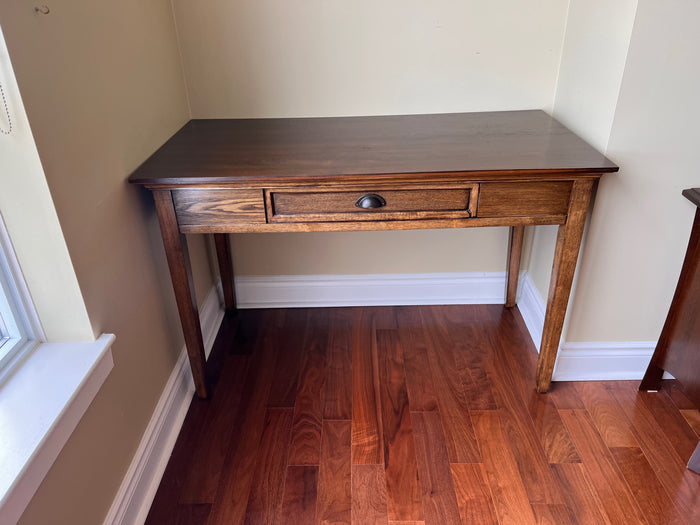 Single Drawer Wood Desk