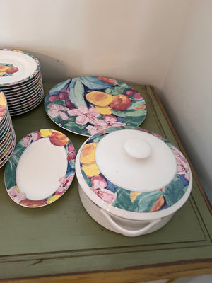 Mikasa Maxima Exotic Garden CAK26 Dinnerware Set- Service for 12