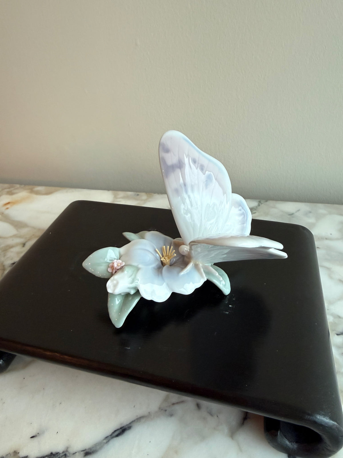 Lladro "Refreshing Pause" Butterfly Figurine