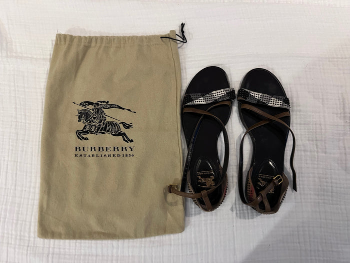 Women's Burberry Sandals , Size 38