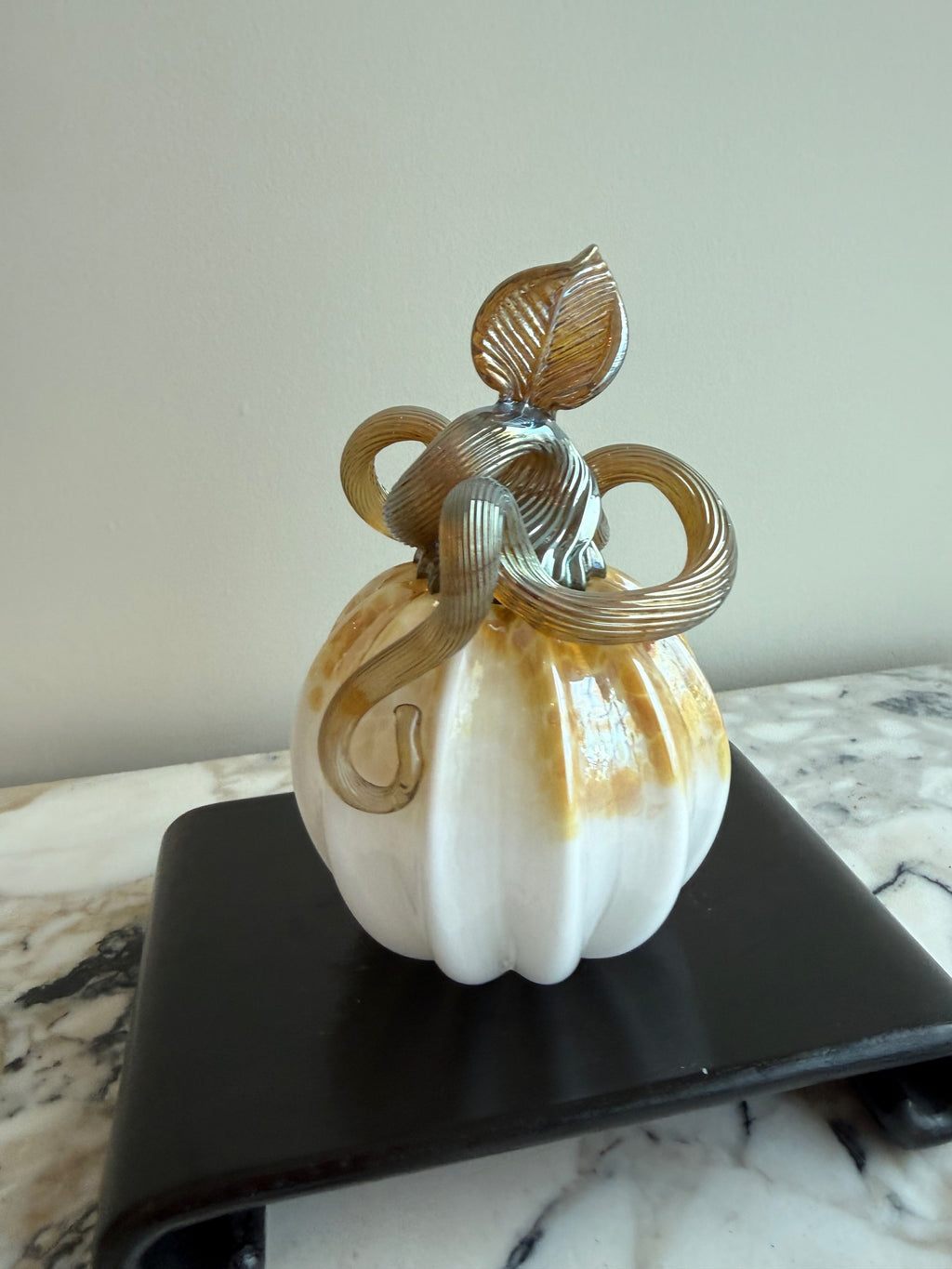 Steven Lundberg Glass Art Pumpkin- 6.5"h