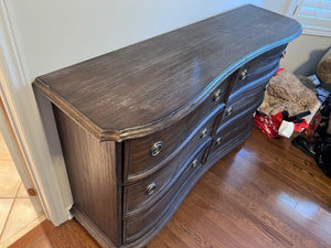 Walter of Wabash 6 Drawer Dresser