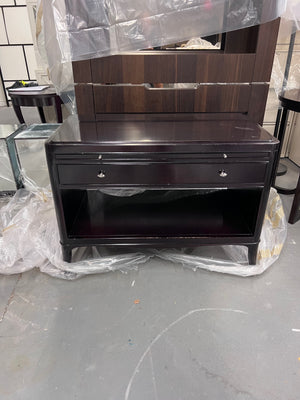 Pair of BAKER "THE BARBARA BARRY COLLECTION" Mahogany Nightstands