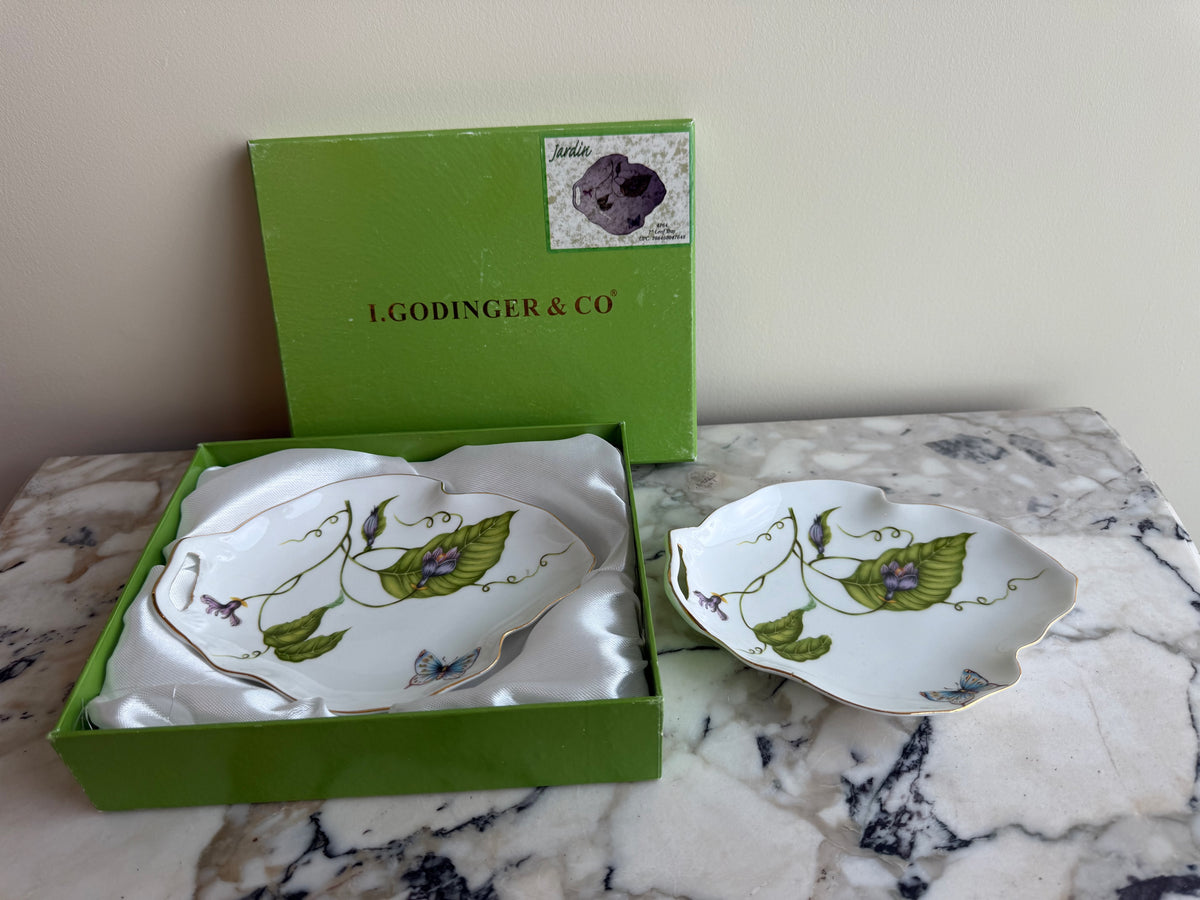 Pair of I. Godinger & Co. Jardin Leaf Porcelain 7" Trays - One New in Box