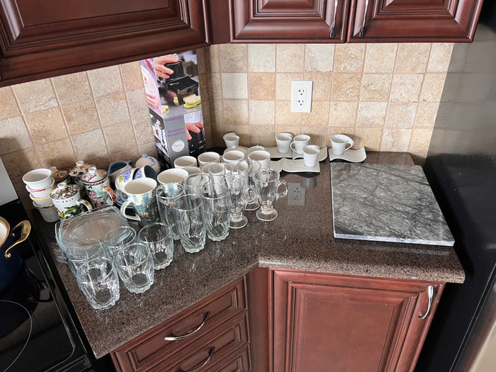 Miscellaneous Kitchenware Lot