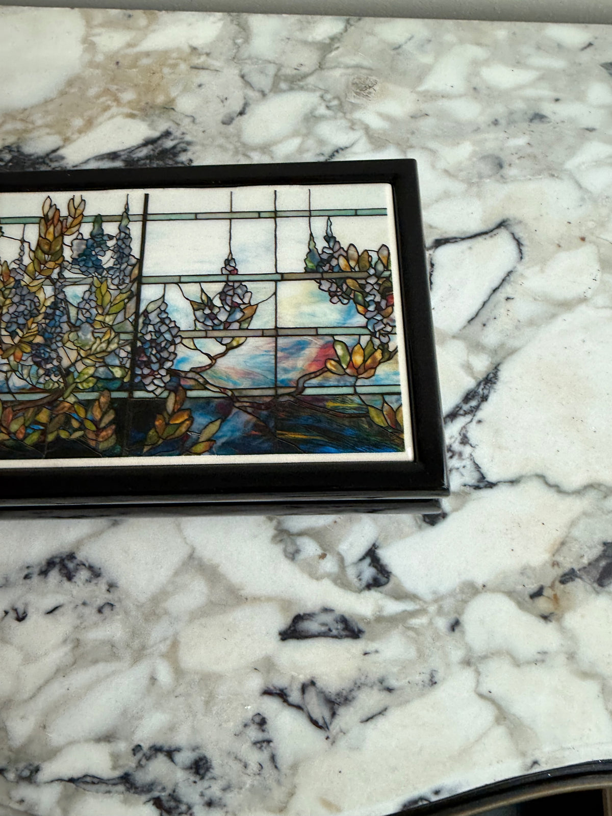 Metropolitan Museum of Art Tiffany Wisteria Musical Jewelry Box