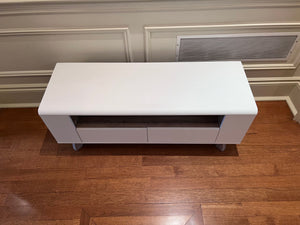 Structube Chelsa White Media Unit