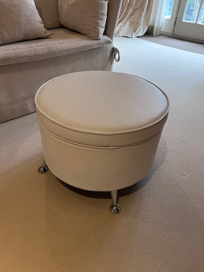 HomeSense Faux Leather Storage Ottoman, White (*retail price $99)