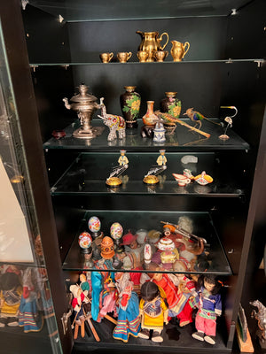 Miscellaneous Collectibles and Decor Lot