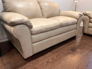 Arrow Furniture Beige Casper Pebble 100% Leather Love Seat (*retail $1,849)