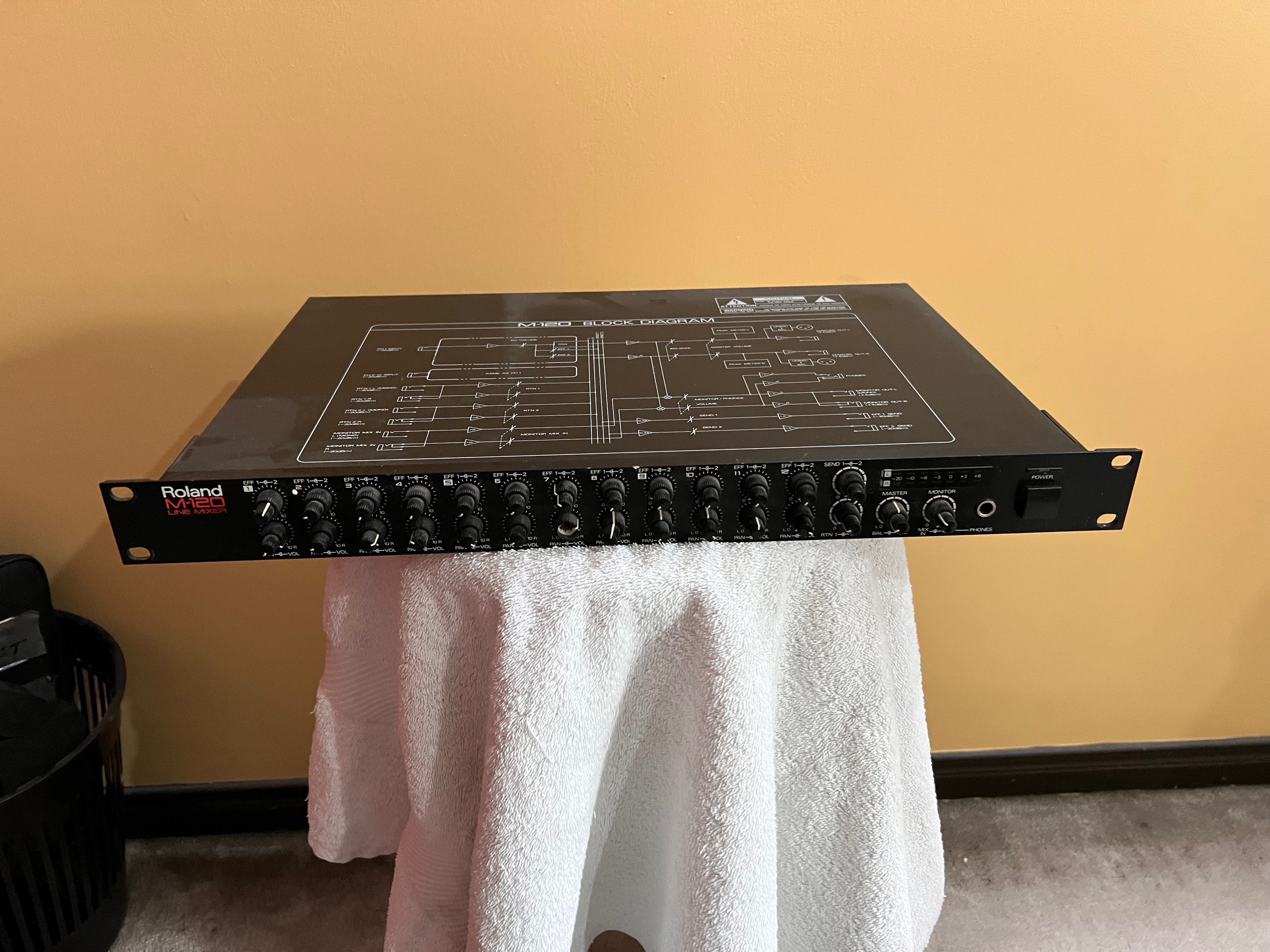 【ジョニーさん専用】Roland ローランド　 LINE MIXER　M-120 Roland M-120 Line Mixer - Evolution Music