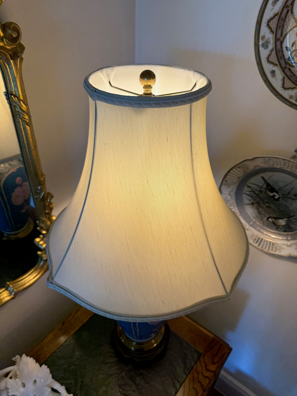 Ethan Allen Chinoiserie Ceramic Ginger Jar Table Lamp