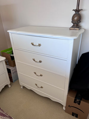 French Provincial White 4 Drawer Dresser