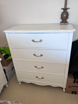 French Provincial White 4 Drawer Dresser
