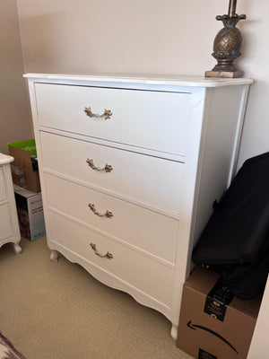 French Provincial White 4 Drawer Dresser