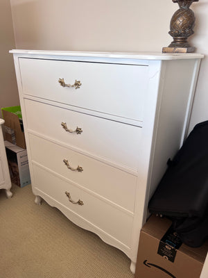 French Provincial White 4 Drawer Dresser