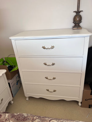 French Provincial White 4 Drawer Dresser
