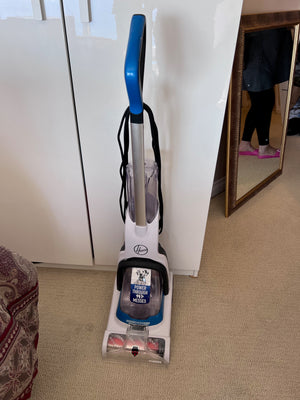 Hoover PowerDash Pet Compact Carpet Cleaner
