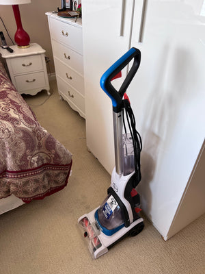 Hoover PowerDash Pet Compact Carpet Cleaner