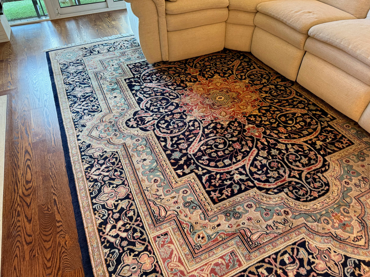 Ethan Allen 'Kirman-212' Blue/Beige 100% Wool Handwoven Rug- 8x10ft