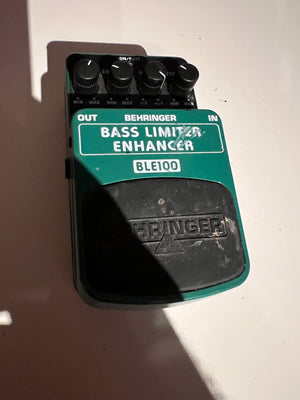 Behringer BLE100 Bass Limiter Enhancer