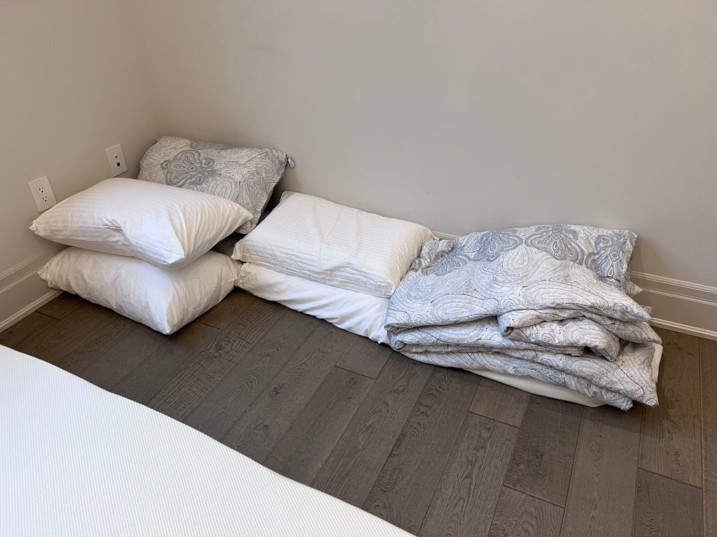 Queen Linen and Pillows Lot