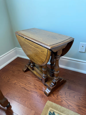 Ethan Allen Small Drop Leaf Table
