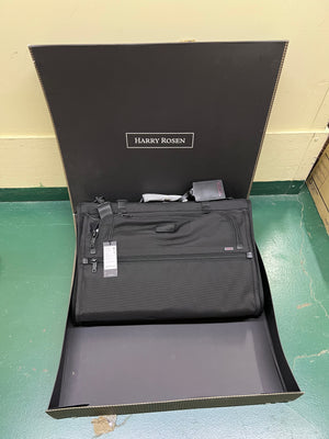 BRAND NEW Tumi Tri-Fold Carry-On Garment Bag (Retail $975)