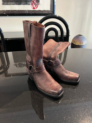 LIKE NEW 'The Frye Company' Boots ,Size 7.5