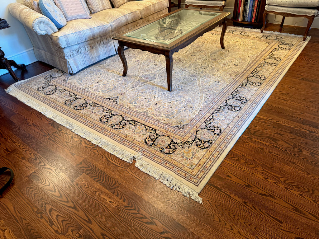 Hand-Knotted 100% Wool Indian Rug- 8x8ft