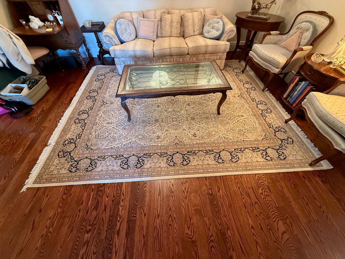 Hand-Knotted 100% Wool Indian Rug- 8x8ft