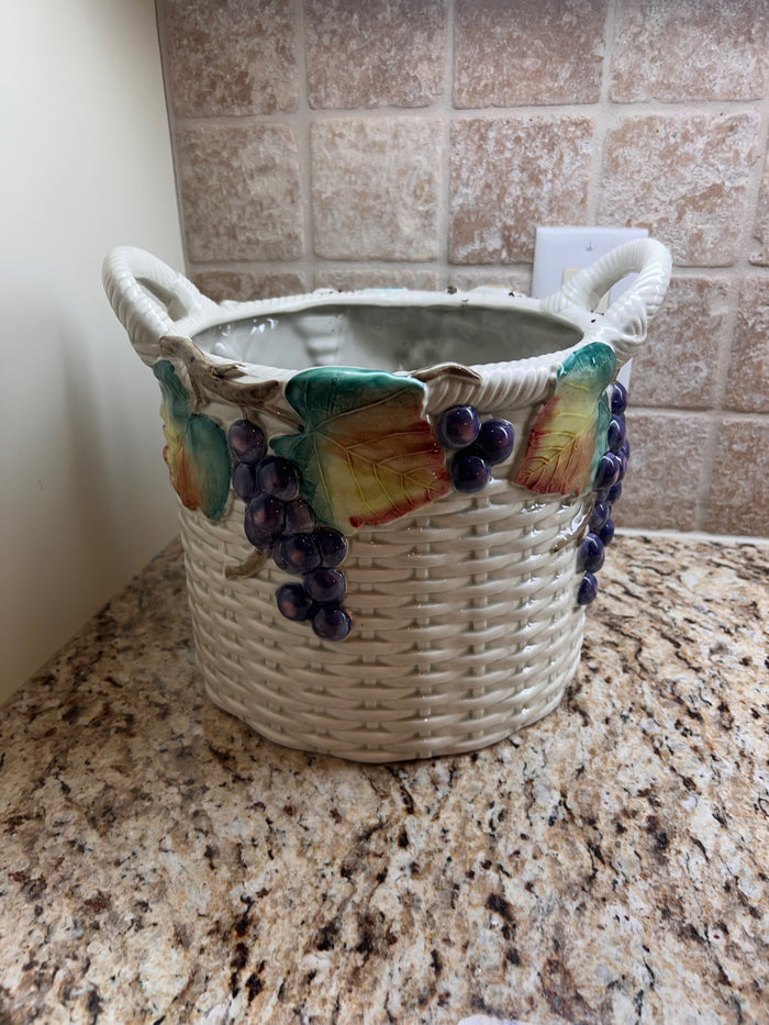 Fitz and Floyd Sonoma Vineyard Cachepot