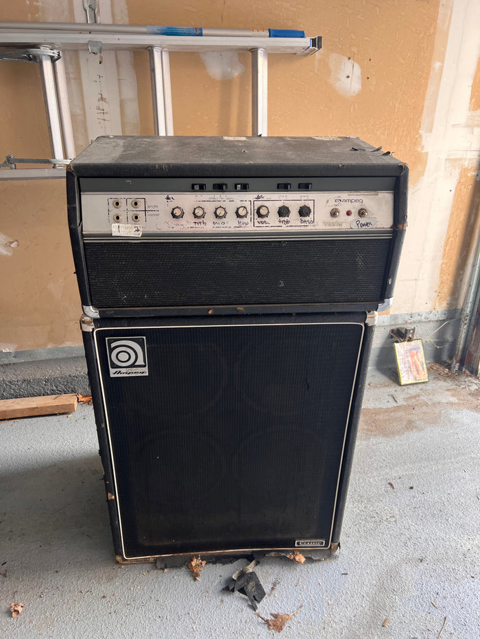 Ampeg SVT Vintage Tube Bass Head + Ampeg SVT-410HLF Bass Cabinet