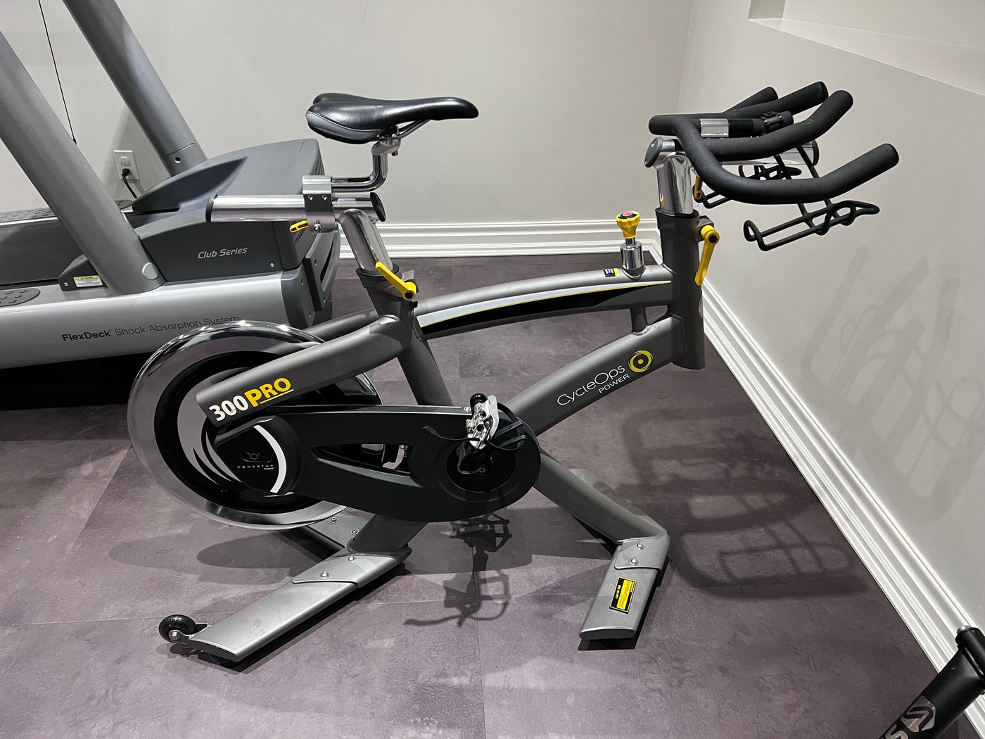 Cycleops Power Pro CycleOps Power Pro 300 Indoor Cycle Trainer – Sell My Stuff Canada ...