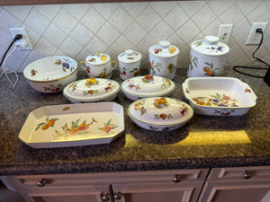 10pc Royal Worcester Evesham Lot