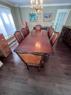 Seven Seas By Hooker Furniture Dining Table + 8 Chairs