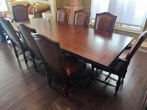 Seven Seas By Hooker Furniture Dining Table + 8 Chairs