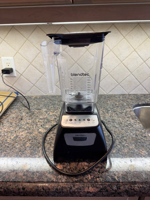 Blendtec Classic 570 Blender