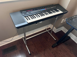 Yamaha PSR-27 Keyboard and Stand