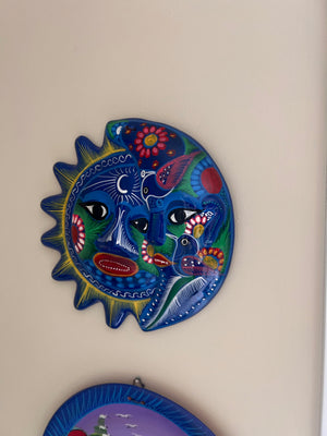 2 Decorative Plates, Wall Mounted