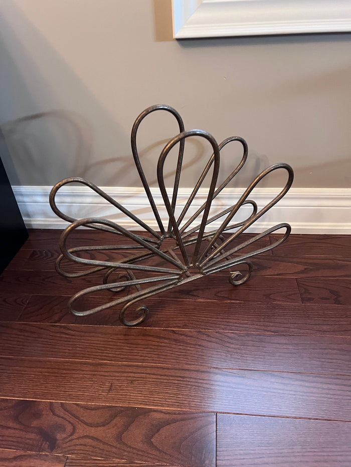 Metal Magazine Rack