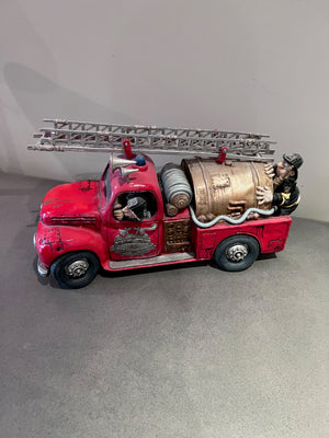 The Comic Art of Guillermo Forchino FO85040, Fire Engine