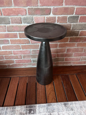 Bernhardt Furniture Company Radnor Drink Table