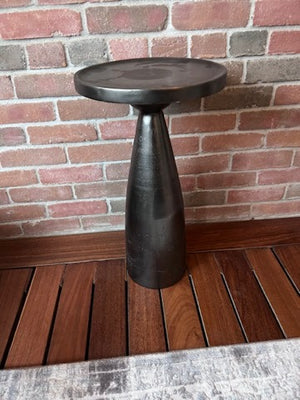 Bernhardt Furniture Company Radnor Drink Table