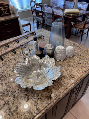 Miscellaneous Decor and Candle Lot