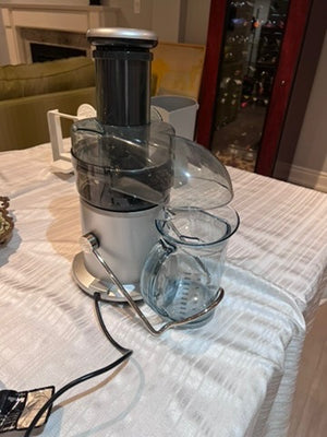 NEW breville je98xl juice fountain plus juicer